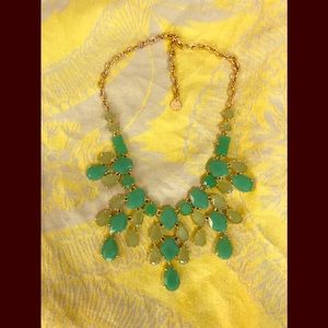 Stella and dot green statement necklace